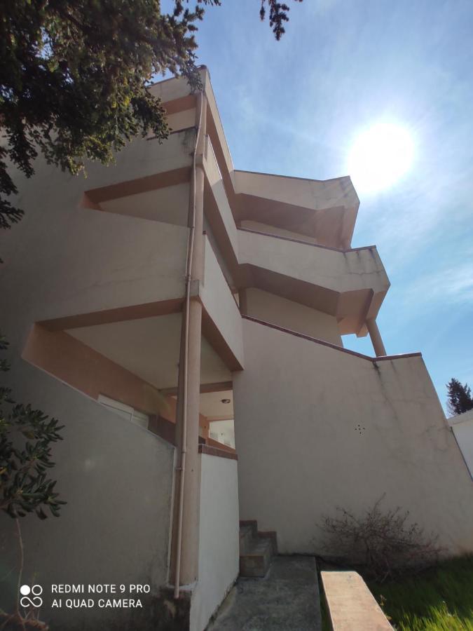 Apartments Anne Petrovac na moru Exterior foto