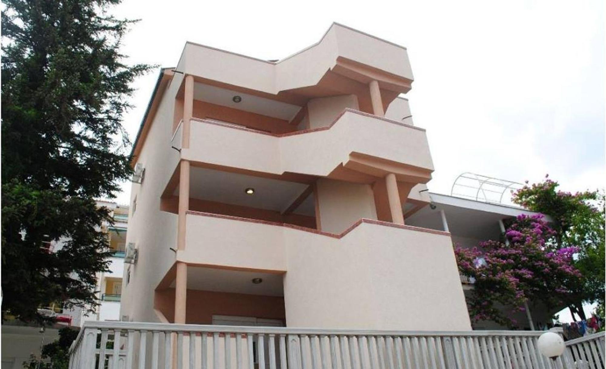 Apartments Anne Petrovac na moru Exterior foto